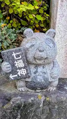 中野沼袋氷川神社の像