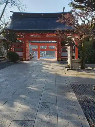 東伏見稲荷神社の山門・神門