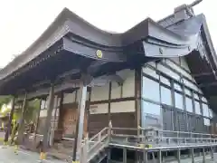 高増神社の本殿