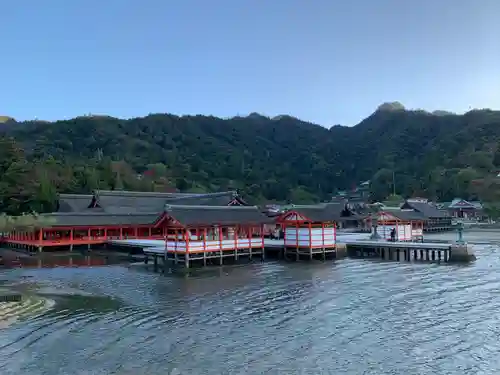 厳島神社(広島県)