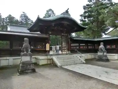 筑波山神社の山門・神門
