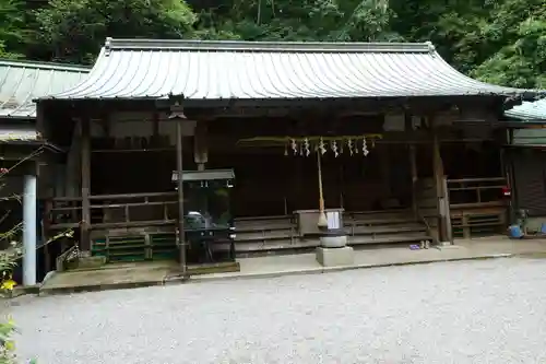 満願寺不動尊の本殿