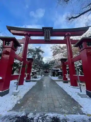 彌彦神社　(伊夜日子神社)の鳥居