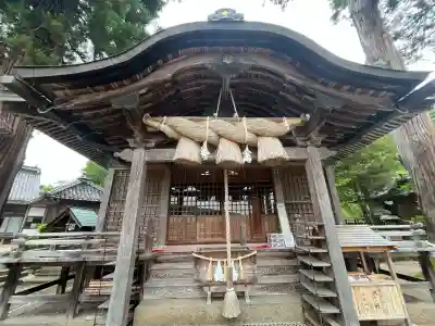 須我神社の{uncategorized: "未分類", other: "その他", undefined: "問題あり", building: "その他建物", grave: "お墓", sacred_gate: "鳥居", guardian: "狛犬", statue: "像", buddha: "仏像", history: "歴史", nature: "自然", garden: "庭園", animal: "動物", pagoda: "塔", temizu: "手水舎", mountain_gate: "山門・神門", sanctuary: "本殿・本堂", subordinate: "末社・摂社", art: "芸術", scenery: "景色", jizo: "地蔵", ema: "絵馬", goshuin: "御朱印", omikuji: "おみくじ", items: "授与品その他", amulet: "お守り", goshuincho: "御朱印帳", eats: "食事", festival: "お祭り", votive_dance: "神楽", shichigosan: "七五三参", wedding: "結婚式", experience: "体験その他", initially: "初詣", around: "周辺", anti_infection: "感染症対策"}