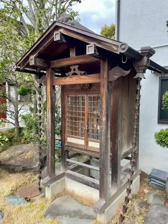 龍光寺の{uncategorized: "未分類", other: "その他", undefined: "問題あり", building: "その他建物", grave: "お墓", sacred_gate: "鳥居", guardian: "狛犬", statue: "像", buddha: "仏像", history: "歴史", nature: "自然", garden: "庭園", animal: "動物", pagoda: "塔", temizu: "手水舎", mountain_gate: "山門・神門", sanctuary: "本殿・本堂", subordinate: "末社・摂社", art: "芸術", scenery: "景色", jizo: "地蔵", ema: "絵馬", goshuin: "御朱印", omikuji: "おみくじ", items: "授与品その他", amulet: "お守り", goshuincho: "御朱印帳", eats: "食事", festival: "お祭り", votive_dance: "神楽", shichigosan: "七五三参", wedding: "結婚式", experience: "体験その他", initially: "初詣", around: "周辺", anti_infection: "感染症対策"}