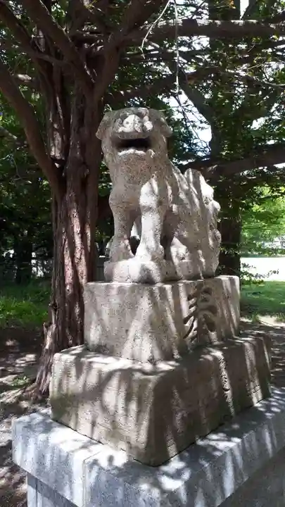 亀田八幡宮の狛犬