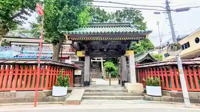 王子稲荷神社の山門・神門