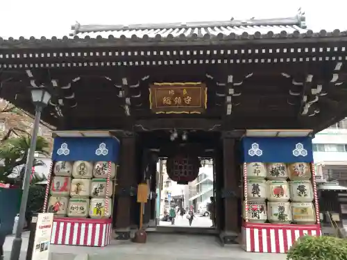 櫛田神社の山門