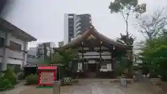 三輪神社の本殿