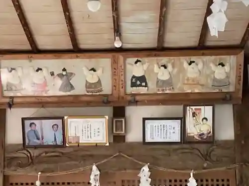 目魯止神社の本殿・本堂