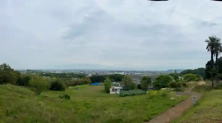 比々多神社元宮の{uncategorized: "未分類", other: "その他", undefined: "問題あり", building: "その他建物", grave: "お墓", sacred_gate: "鳥居", guardian: "狛犬", statue: "像", buddha: "仏像", history: "歴史", nature: "自然", garden: "庭園", animal: "動物", pagoda: "塔", temizu: "手水舎", mountain_gate: "山門・神門", sanctuary: "本殿・本堂", subordinate: "末社・摂社", art: "芸術", scenery: "景色", jizo: "地蔵", ema: "絵馬", goshuin: "御朱印", omikuji: "おみくじ", items: "授与品その他", amulet: "お守り", goshuincho: "御朱印帳", eats: "食事", festival: "お祭り", votive_dance: "神楽", shichigosan: "七五三参", wedding: "結婚式", experience: "体験その他", initially: "初詣", around: "周辺", anti_infection: "感染症対策"}