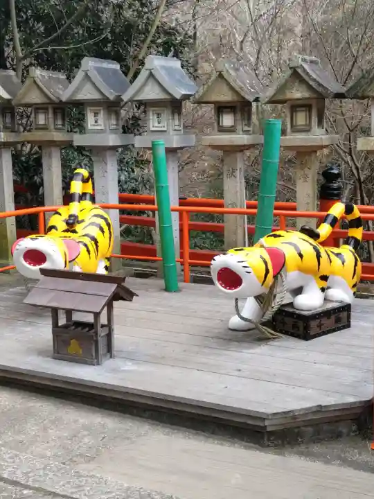 朝護孫子寺の{uncategorized: "未分類", other: "その他", undefined: "問題あり", building: "その他建物", grave: "お墓", sacred_gate: "鳥居", guardian: "狛犬", statue: "像", buddha: "仏像", history: "歴史", nature: "自然", garden: "庭園", animal: "動物", pagoda: "塔", temizu: "手水舎", mountain_gate: "山門・神門", sanctuary: "本殿・本堂", subordinate: "末社・摂社", art: "芸術", scenery: "景色", jizo: "地蔵", ema: "絵馬", goshuin: "御朱印", omikuji: "おみくじ", items: "授与品その他", amulet: "お守り", goshuincho: "御朱印帳", eats: "食事", festival: "お祭り", votive_dance: "神楽", shichigosan: "七五三参", wedding: "結婚式", experience: "体験その他", initially: "初詣", around: "周辺", anti_infection: "感染症対策"}