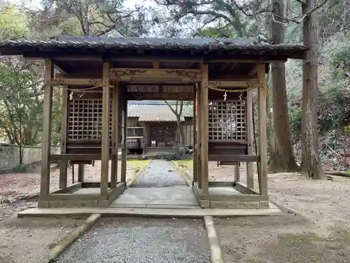 雨垂布勢神社(岡山県)