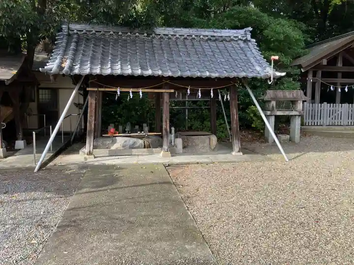 白山神社(木曽川町黒田)の手水舎