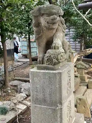 鈴鹿明神社の狛犬