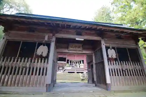 田村神社の山門