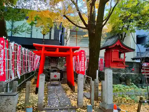 連理稲荷神社の鳥居