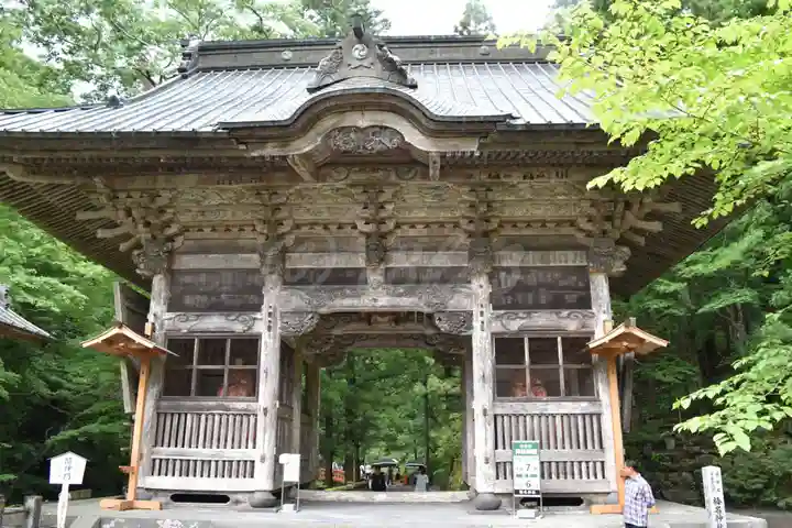 榛名神社の山門・神門