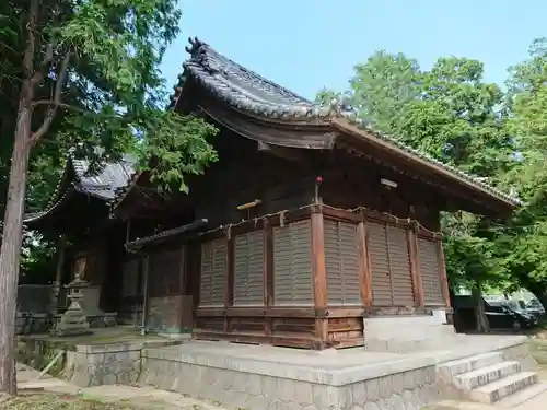 上里神社の本殿・本堂