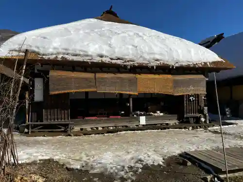 正法寺の{uncategorized: "未分類", other: "その他", undefined: "問題あり", building: "その他建物", grave: "お墓", sacred_gate: "鳥居", guardian: "狛犬", statue: "像", buddha: "仏像", history: "歴史", nature: "自然", garden: "庭園", animal: "動物", pagoda: "塔", temizu: "手水舎", mountain_gate: "山門・神門", sanctuary: "本殿・本堂", subordinate: "末社・摂社", art: "芸術", scenery: "景色", jizo: "地蔵", ema: "絵馬", goshuin: "御朱印", omikuji: "おみくじ", items: "授与品その他", amulet: "お守り", goshuincho: "御朱印帳", eats: "食事", festival: "お祭り", votive_dance: "神楽", shichigosan: "七五三参", wedding: "結婚式", experience: "体験その他", initially: "初詣", around: "周辺", anti_infection: "感染症対策"}