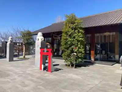 赤城神社の{uncategorized: "未分類", other: "その他", undefined: "問題あり", building: "その他建物", grave: "お墓", sacred_gate: "鳥居", guardian: "狛犬", statue: "像", buddha: "仏像", history: "歴史", nature: "自然", garden: "庭園", animal: "動物", pagoda: "塔", temizu: "手水舎", mountain_gate: "山門・神門", sanctuary: "本殿・本堂", subordinate: "末社・摂社", art: "芸術", scenery: "景色", jizo: "地蔵", ema: "絵馬", goshuin: "御朱印", omikuji: "おみくじ", items: "授与品その他", amulet: "お守り", goshuincho: "御朱印帳", eats: "食事", festival: "お祭り", votive_dance: "神楽", shichigosan: "七五三参", wedding: "結婚式", experience: "体験その他", initially: "初詣", around: "周辺", anti_infection: "感染症対策"}