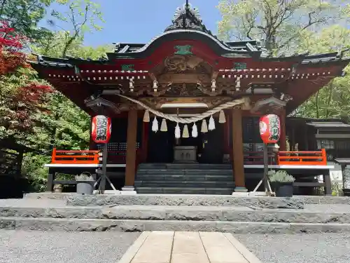 山中諏訪神社の{uncategorized: "未分類", other: "その他", undefined: "問題あり", building: "その他建物", grave: "お墓", sacred_gate: "鳥居", guardian: "狛犬", statue: "像", buddha: "仏像", history: "歴史", nature: "自然", garden: "庭園", animal: "動物", pagoda: "塔", temizu: "手水舎", mountain_gate: "山門・神門", sanctuary: "本殿・本堂", subordinate: "末社・摂社", art: "芸術", scenery: "景色", jizo: "地蔵", ema: "絵馬", goshuin: "御朱印", omikuji: "おみくじ", items: "授与品その他", amulet: "お守り", goshuincho: "御朱印帳", eats: "食事", festival: "お祭り", votive_dance: "神楽", shichigosan: "七五三参", wedding: "結婚式", experience: "体験その他", initially: "初詣", around: "周辺", anti_infection: "感染症対策"}