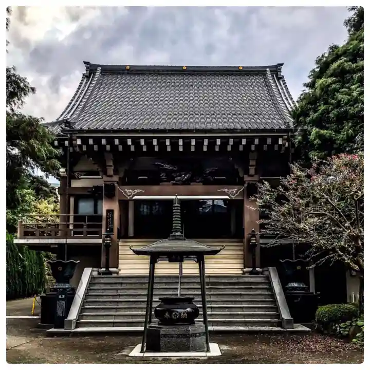 八幡山観音寺の本殿・本堂