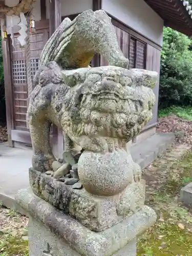 飯積神社の狛犬