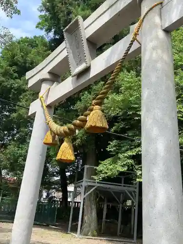 天鷹神社の鳥居