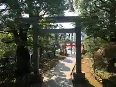 穴八幡宮の鳥居