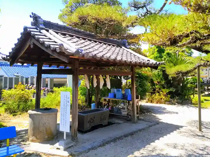 松風山 超円寺の手水舎