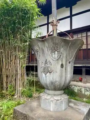 臨江寺の{uncategorized: "未分類", other: "その他", undefined: "問題あり", building: "その他建物", grave: "お墓", sacred_gate: "鳥居", guardian: "狛犬", statue: "像", buddha: "仏像", history: "歴史", nature: "自然", garden: "庭園", animal: "動物", pagoda: "塔", temizu: "手水舎", mountain_gate: "山門・神門", sanctuary: "本殿・本堂", subordinate: "末社・摂社", art: "芸術", scenery: "景色", jizo: "地蔵", ema: "絵馬", goshuin: "御朱印", omikuji: "おみくじ", items: "授与品その他", amulet: "お守り", goshuincho: "御朱印帳", eats: "食事", festival: "お祭り", votive_dance: "神楽", shichigosan: "七五三参", wedding: "結婚式", experience: "体験その他", initially: "初詣", around: "周辺", anti_infection: "感染症対策"}