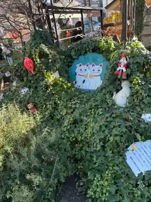 今戸神社の{uncategorized: "未分類", other: "その他", undefined: "問題あり", building: "その他建物", grave: "お墓", sacred_gate: "鳥居", guardian: "狛犬", statue: "像", buddha: "仏像", history: "歴史", nature: "自然", garden: "庭園", animal: "動物", pagoda: "塔", temizu: "手水舎", mountain_gate: "山門・神門", sanctuary: "本殿・本堂", subordinate: "末社・摂社", art: "芸術", scenery: "景色", jizo: "地蔵", ema: "絵馬", goshuin: "御朱印", omikuji: "おみくじ", items: "授与品その他", amulet: "お守り", goshuincho: "御朱印帳", eats: "食事", festival: "お祭り", votive_dance: "神楽", shichigosan: "七五三参", wedding: "結婚式", experience: "体験その他", initially: "初詣", around: "周辺", anti_infection: "感染症対策"}