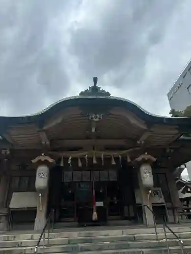 坐摩神社の{uncategorized: "未分類", other: "その他", undefined: "問題あり", building: "その他建物", grave: "お墓", sacred_gate: "鳥居", guardian: "狛犬", statue: "像", buddha: "仏像", history: "歴史", nature: "自然", garden: "庭園", animal: "動物", pagoda: "塔", temizu: "手水舎", mountain_gate: "山門・神門", sanctuary: "本殿・本堂", subordinate: "末社・摂社", art: "芸術", scenery: "景色", jizo: "地蔵", ema: "絵馬", goshuin: "御朱印", omikuji: "おみくじ", items: "授与品その他", amulet: "お守り", goshuincho: "御朱印帳", eats: "食事", festival: "お祭り", votive_dance: "神楽", shichigosan: "七五三参", wedding: "結婚式", experience: "体験その他", initially: "初詣", around: "周辺", anti_infection: "感染症対策"}