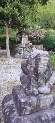 天照御祖神社の{uncategorized: "未分類", other: "その他", undefined: "問題あり", building: "その他建物", grave: "お墓", sacred_gate: "鳥居", guardian: "狛犬", statue: "像", buddha: "仏像", history: "歴史", nature: "自然", garden: "庭園", animal: "動物", pagoda: "塔", temizu: "手水舎", mountain_gate: "山門・神門", sanctuary: "本殿・本堂", subordinate: "末社・摂社", art: "芸術", scenery: "景色", jizo: "地蔵", ema: "絵馬", goshuin: "御朱印", omikuji: "おみくじ", items: "授与品その他", amulet: "お守り", goshuincho: "御朱印帳", eats: "食事", festival: "お祭り", votive_dance: "神楽", shichigosan: "七五三参", wedding: "結婚式", experience: "体験その他", initially: "初詣", around: "周辺", anti_infection: "感染症対策"}