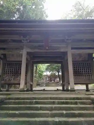 桙衝神社の山門