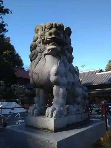 中氷川神社の狛犬