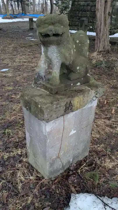 興国神社の狛犬