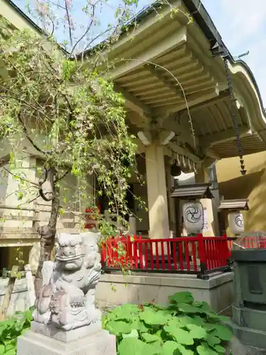 矢先稲荷神社の本殿・本堂