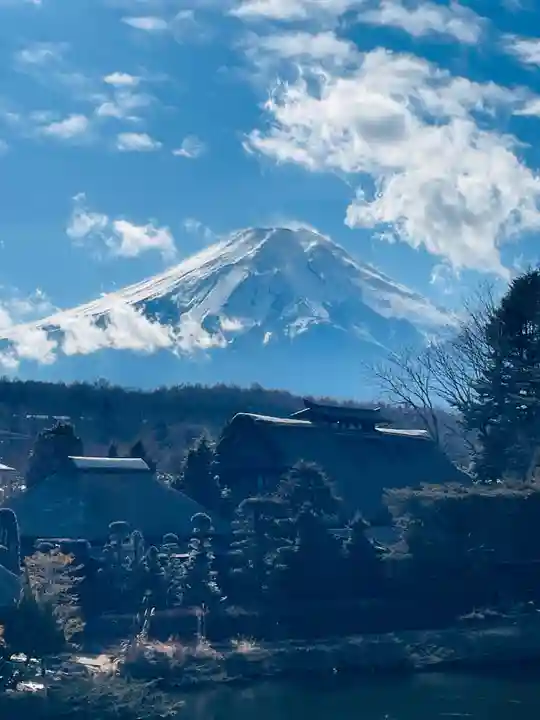 淺間神社(忍野八海)(山梨県)