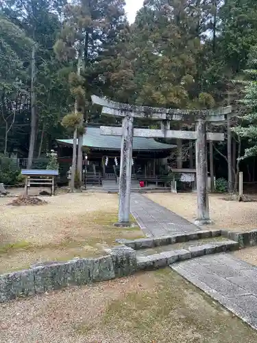 矢田坐久志玉比古神社の鳥居