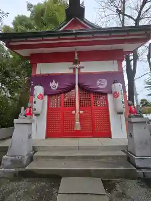 尾浜八幡神社の{uncategorized: "未分類", other: "その他", undefined: "問題あり", building: "その他建物", grave: "お墓", sacred_gate: "鳥居", guardian: "狛犬", statue: "像", buddha: "仏像", history: "歴史", nature: "自然", garden: "庭園", animal: "動物", pagoda: "塔", temizu: "手水舎", mountain_gate: "山門・神門", sanctuary: "本殿・本堂", subordinate: "末社・摂社", art: "芸術", scenery: "景色", jizo: "地蔵", ema: "絵馬", goshuin: "御朱印", omikuji: "おみくじ", items: "授与品その他", amulet: "お守り", goshuincho: "御朱印帳", eats: "食事", festival: "お祭り", votive_dance: "神楽", shichigosan: "七五三参", wedding: "結婚式", experience: "体験その他", initially: "初詣", around: "周辺", anti_infection: "感染症対策"}