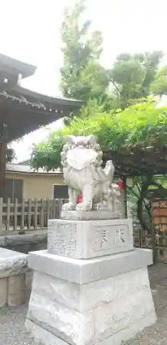 お三の宮日枝神社の狛犬