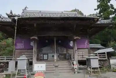 常楽寺の本殿・本堂