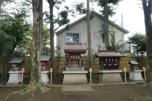 天沼八幡神社の末社・摂社