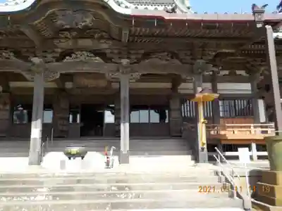 龍口寺の本殿・本堂