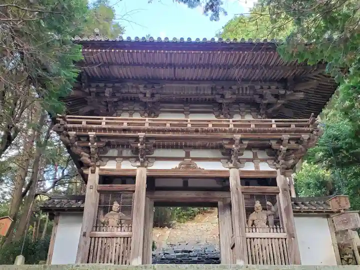 総見寺の山門・神門