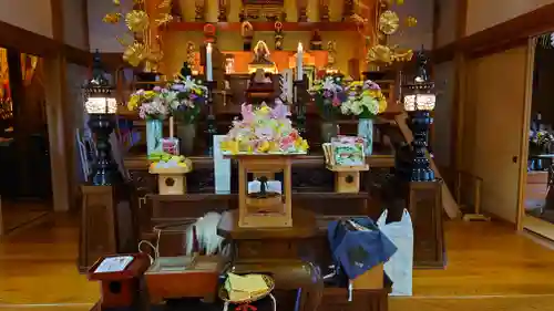 三澤寺の本殿・本堂