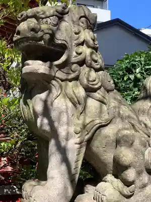 秋葉神社の狛犬