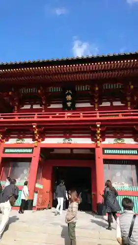 鶴岡八幡宮の{uncategorized: "未分類", other: "その他", undefined: "問題あり", building: "その他建物", grave: "お墓", sacred_gate: "鳥居", guardian: "狛犬", statue: "像", buddha: "仏像", history: "歴史", nature: "自然", garden: "庭園", animal: "動物", pagoda: "塔", temizu: "手水舎", mountain_gate: "山門・神門", sanctuary: "本殿・本堂", subordinate: "末社・摂社", art: "芸術", scenery: "景色", jizo: "地蔵", ema: "絵馬", goshuin: "御朱印", omikuji: "おみくじ", items: "授与品その他", amulet: "お守り", goshuincho: "御朱印帳", eats: "食事", festival: "お祭り", votive_dance: "神楽", shichigosan: "七五三参", wedding: "結婚式", experience: "体験その他", initially: "初詣", around: "周辺", anti_infection: "感染症対策"}